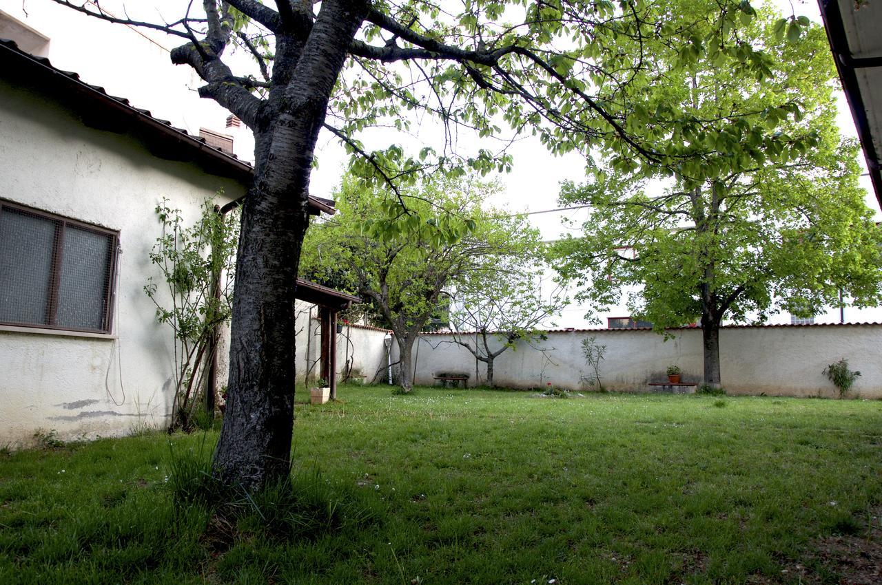 Villa Del Poeta Sulmona Exterior foto